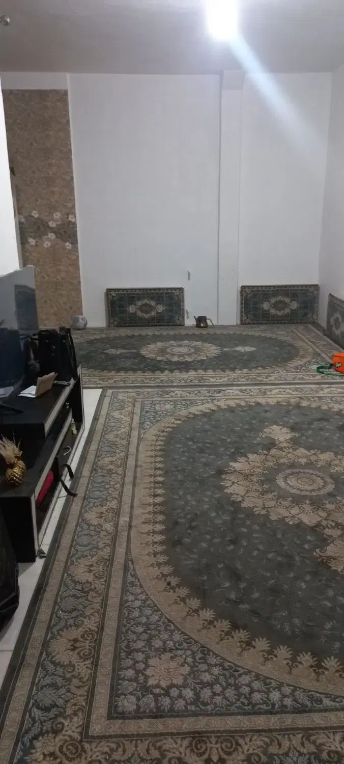 72 متری نعمت آباد