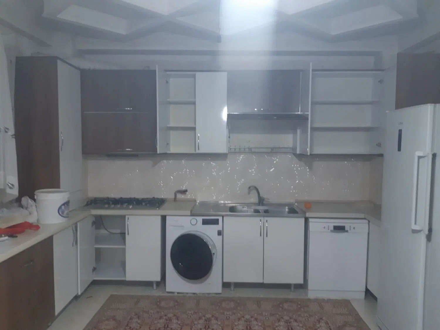 آپارتمان ۲ خواب ۸۰ متری