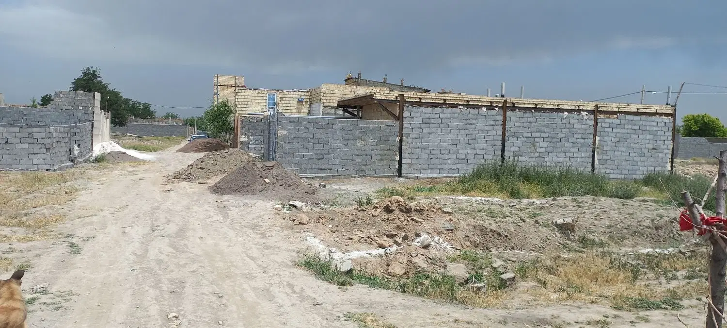 ۱۰۰ متر زمین قابل ساخت