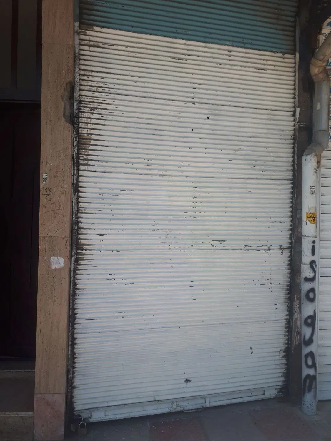 اجاره مغازه میدان کارگر