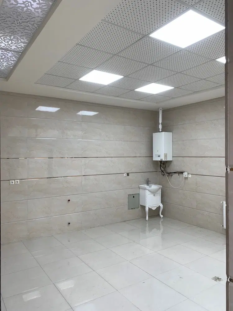 اجاره مغازه در شهرک دادگستری بر خیابان ۱۶ متری