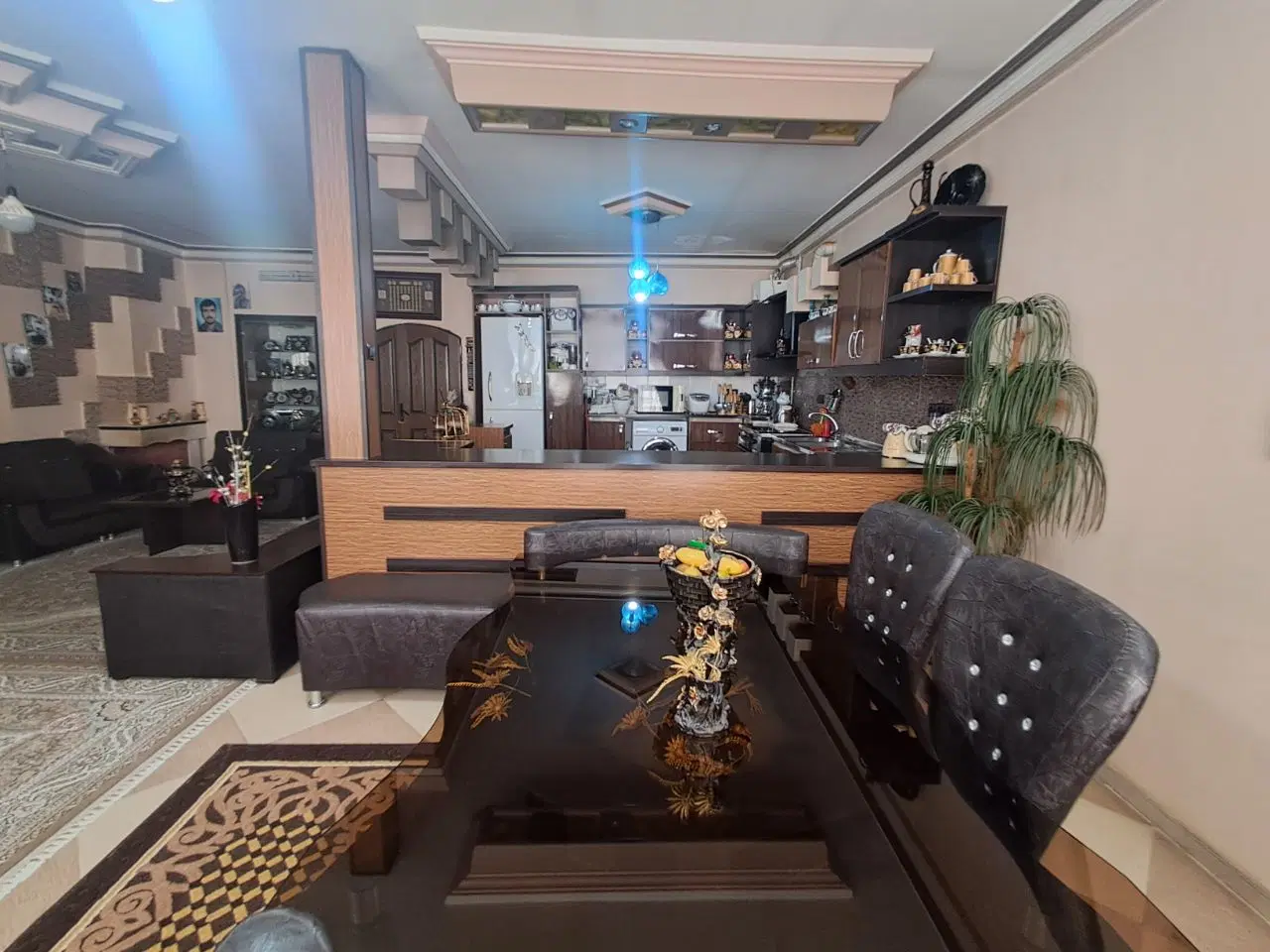 اجاره خانه ویلایی دنج با حیاط و پارکینگ