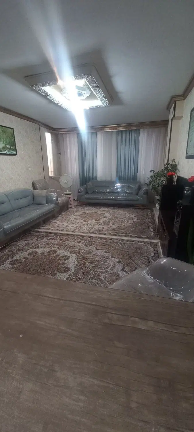 ۸۵متر با پارکینگ اختصاصی
