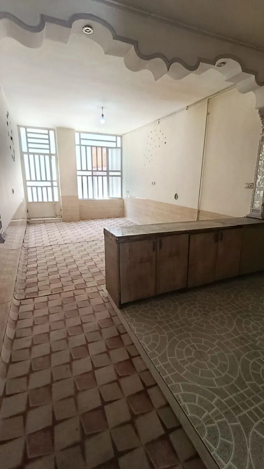 منزل 100متری ویلایی دربست