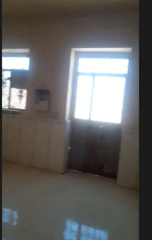خانه ویلایی بزرگ کشاورز امامت  باقیمت مناسب