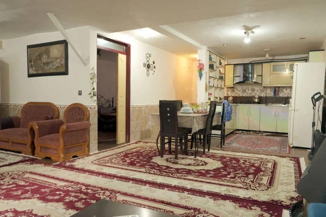 خانه‌باغ ۱۰۵۰ متری