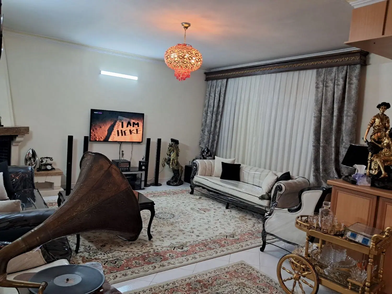 ۹۳ متر خوش‌نور در مجتمع اسکان ۲ خواب سنددار