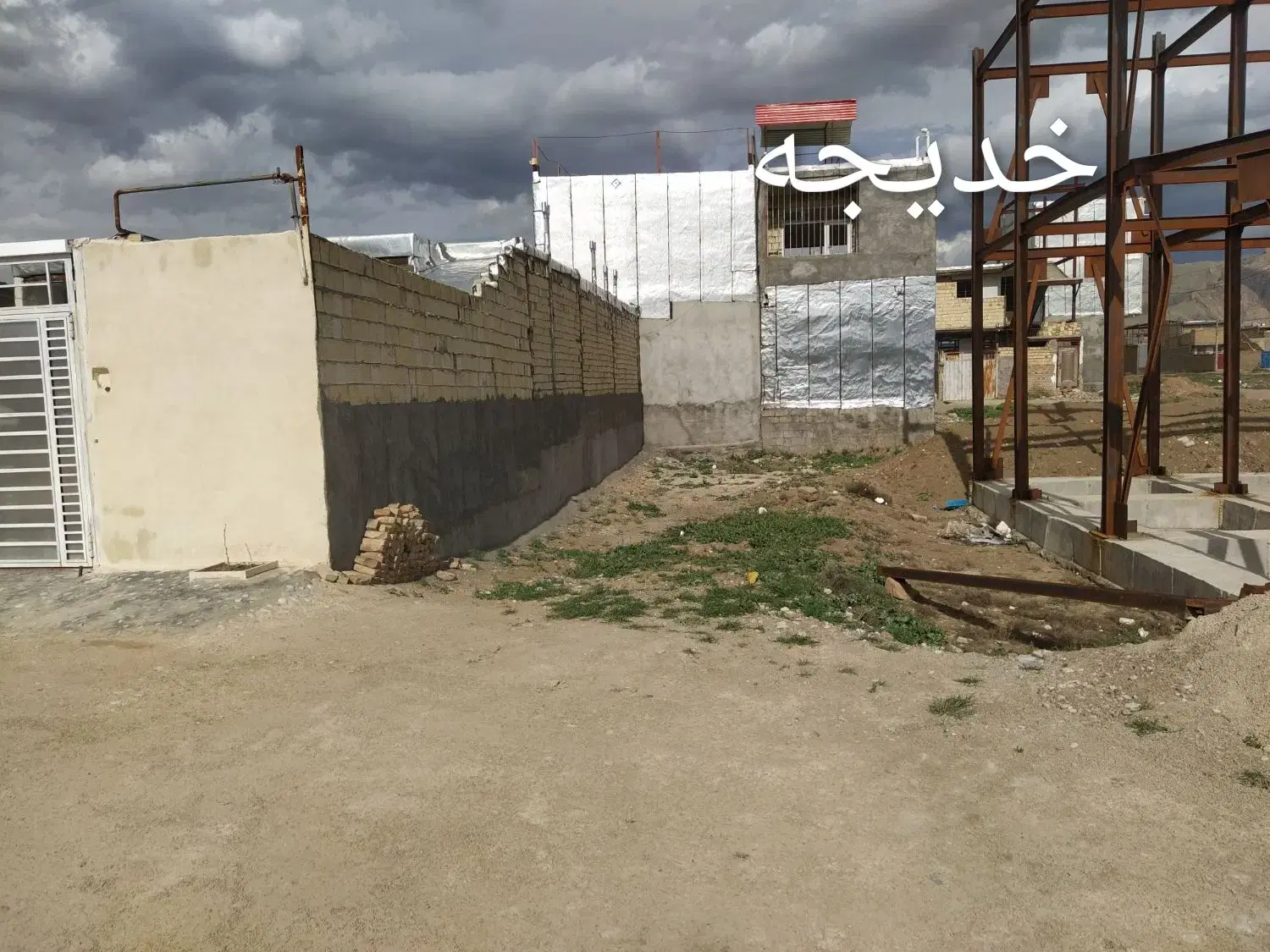 زمین 160 متر ارم.حاج خدیجه