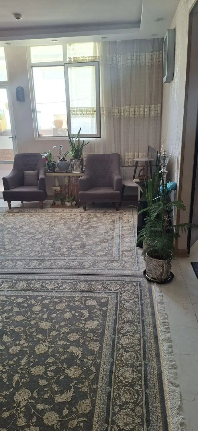 تفکیکی آسانسور دار نوساز به روز روبه آفتاب