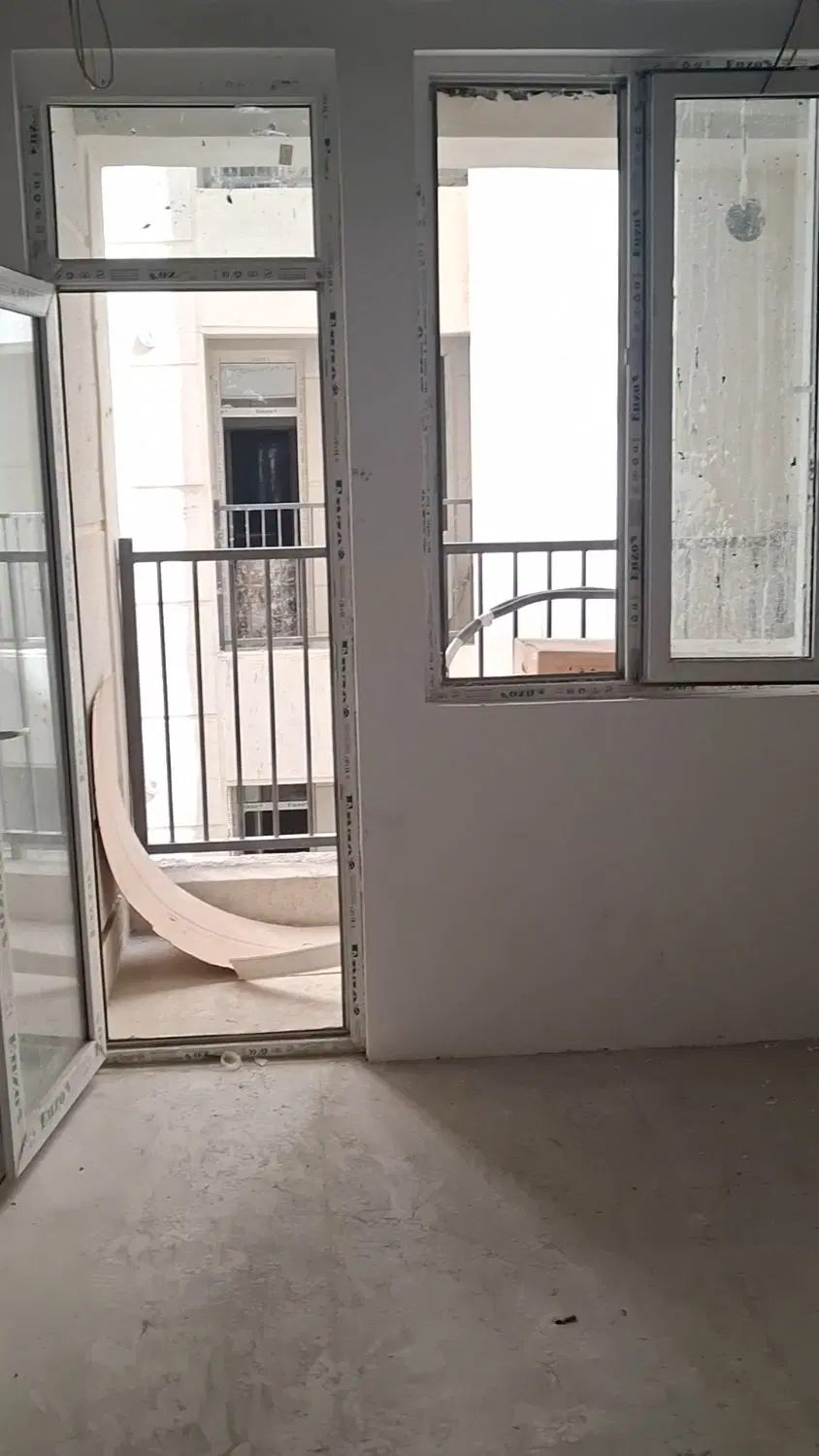 ساختمان زرین تهرانپارس بانک سپه