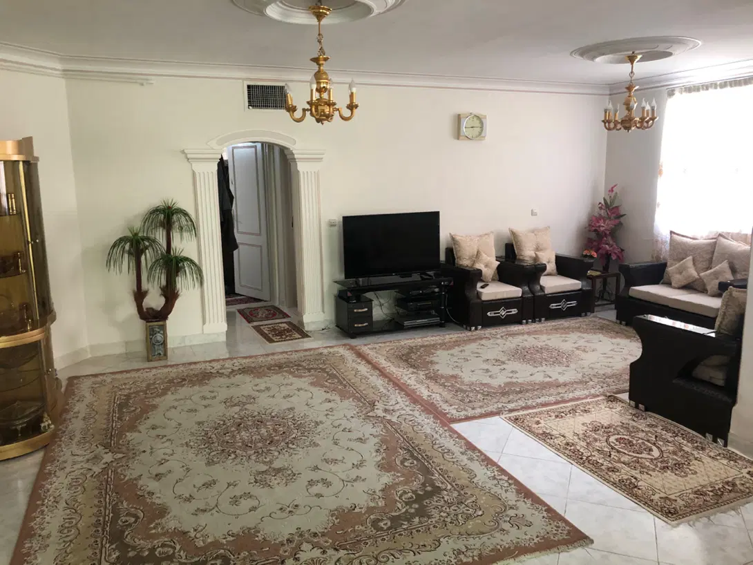 واحد۸۸متر،ط۳پارکینگ‌مسقف‌قواره۵ خ‌‌دانشگاه،بازسازی