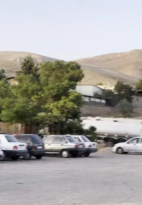 ۳۰.۰۰۰ متر دارای آب،برق،گاز