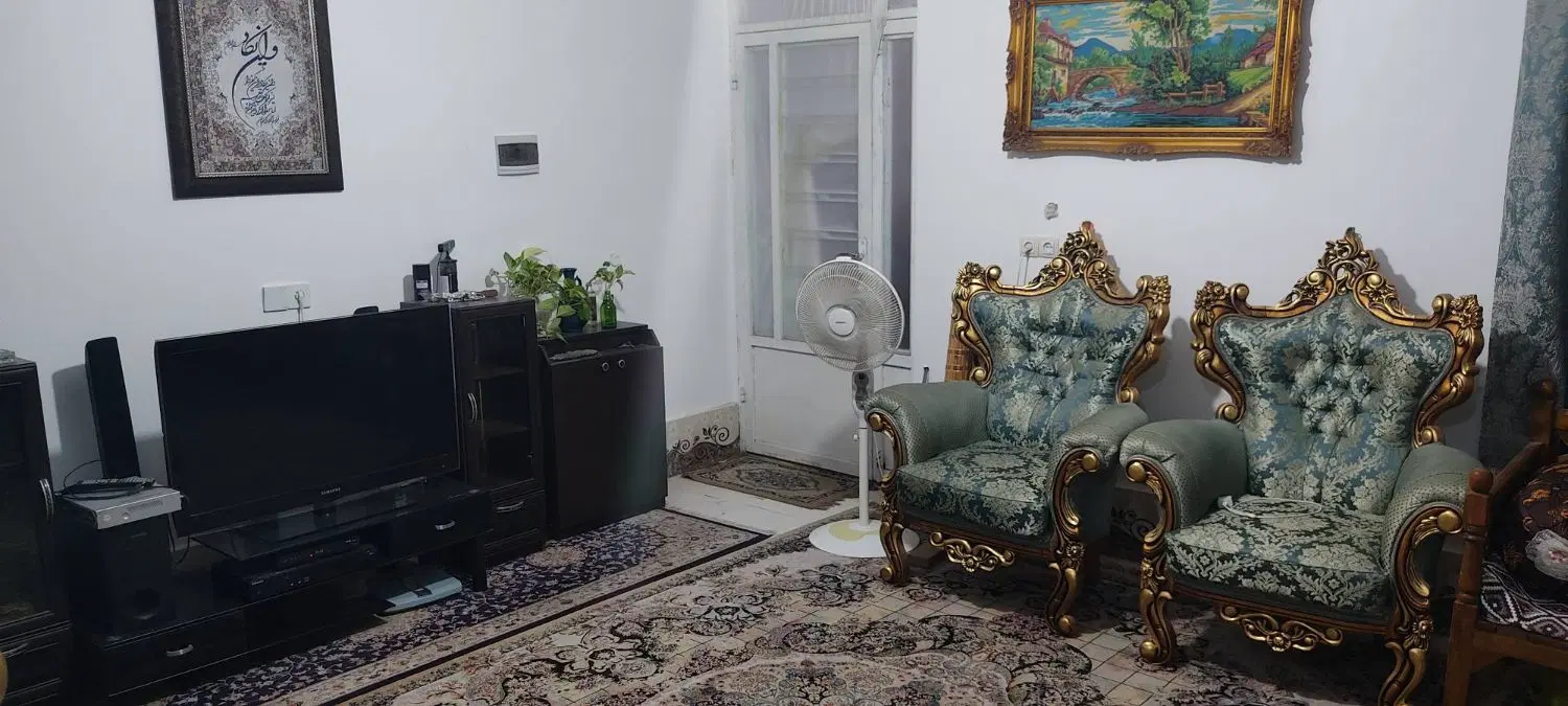 خانه دو طبقه در کرونی