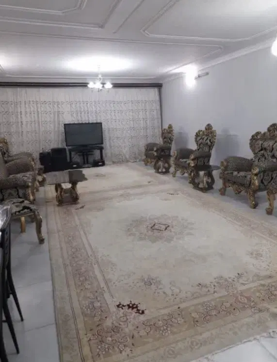 منزل مسکونی ۲طبقه ۲خواب سند۶دانگ میدان حج