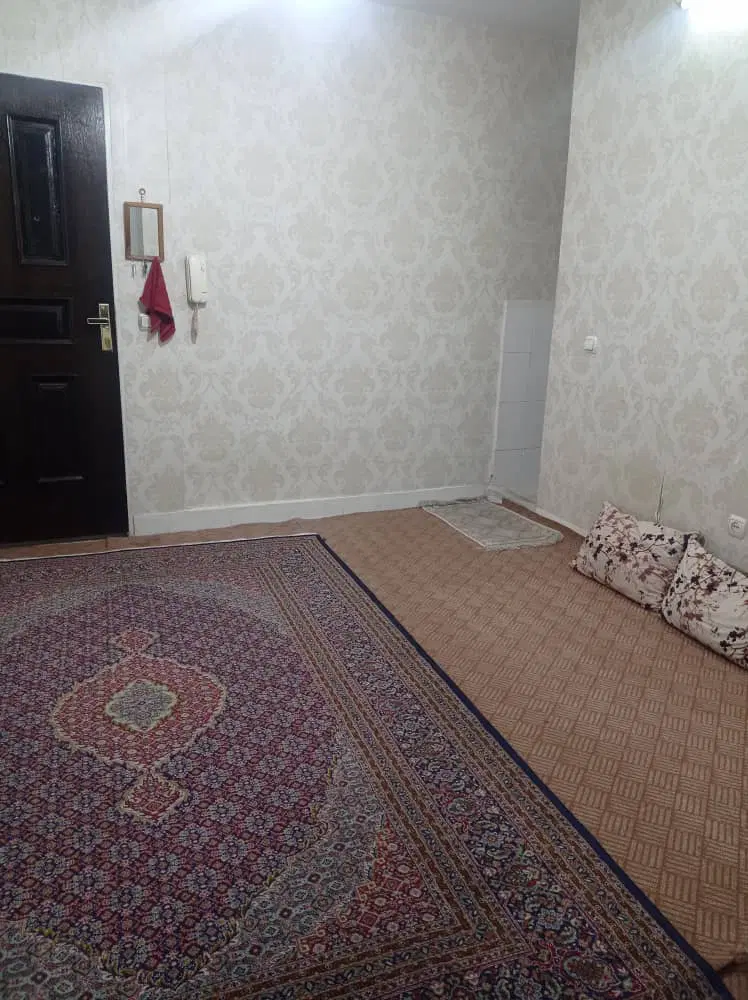 ۲۸ متر تک خواب بالای امام خمینی