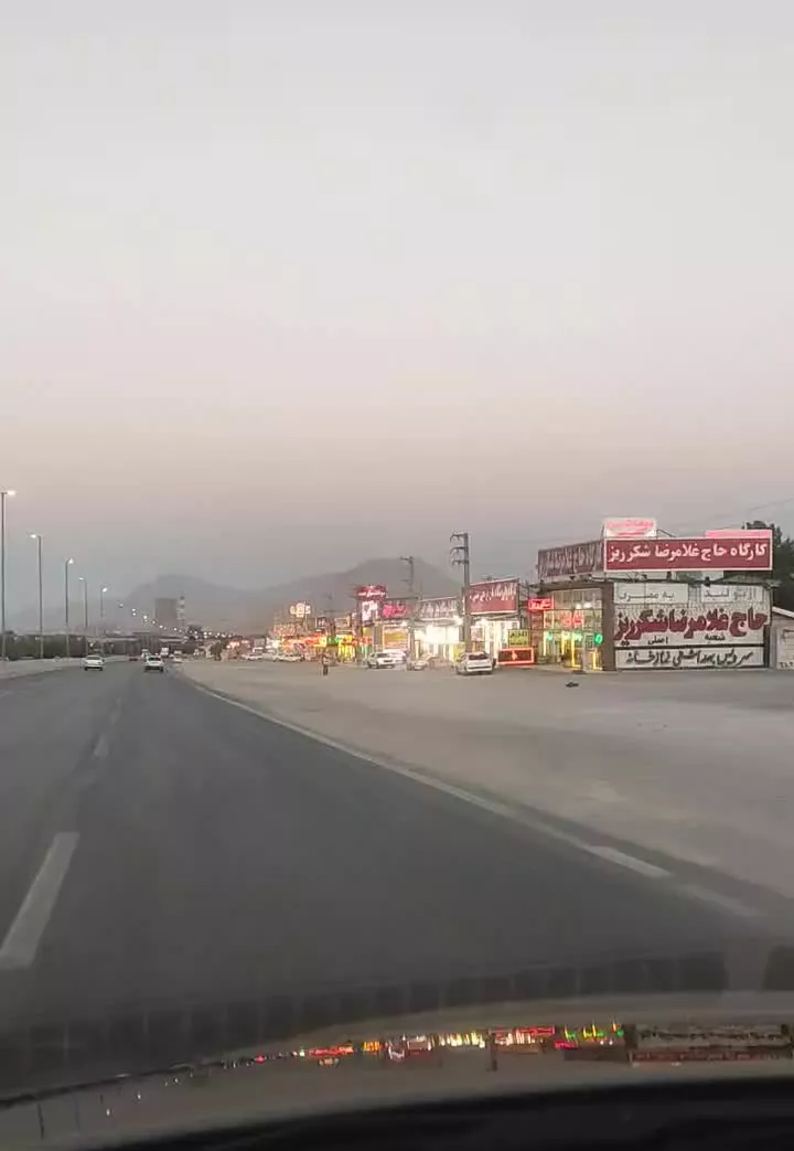 باغ چهار دیوار کوچه پشت مغازه برنجی فروش