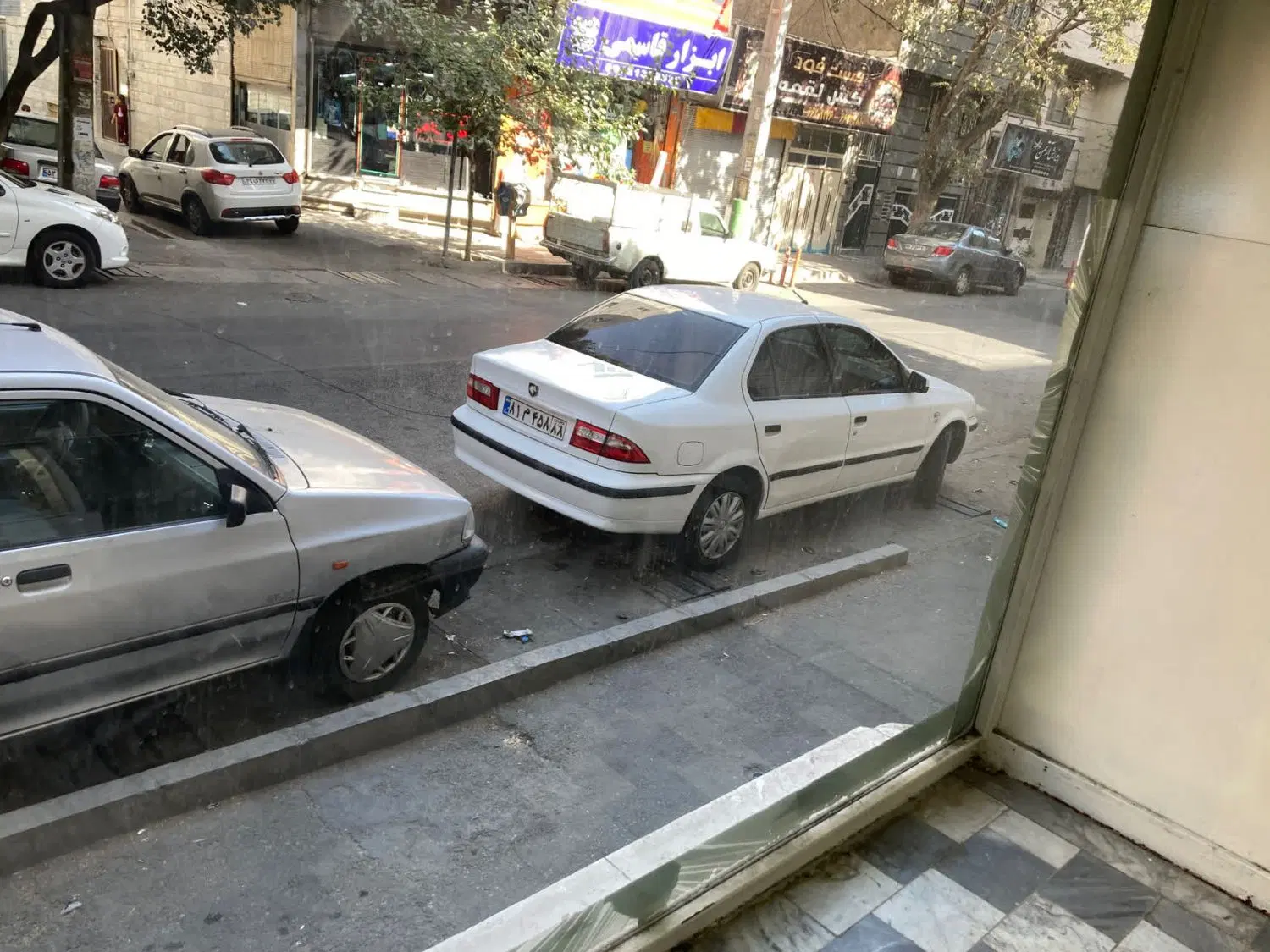 15 متر مغازه پرتردد