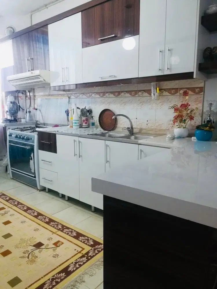 آپارتمان رهن کامل، هایگلاس، کف پارکت