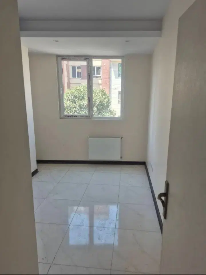 90 متر بهار غربی