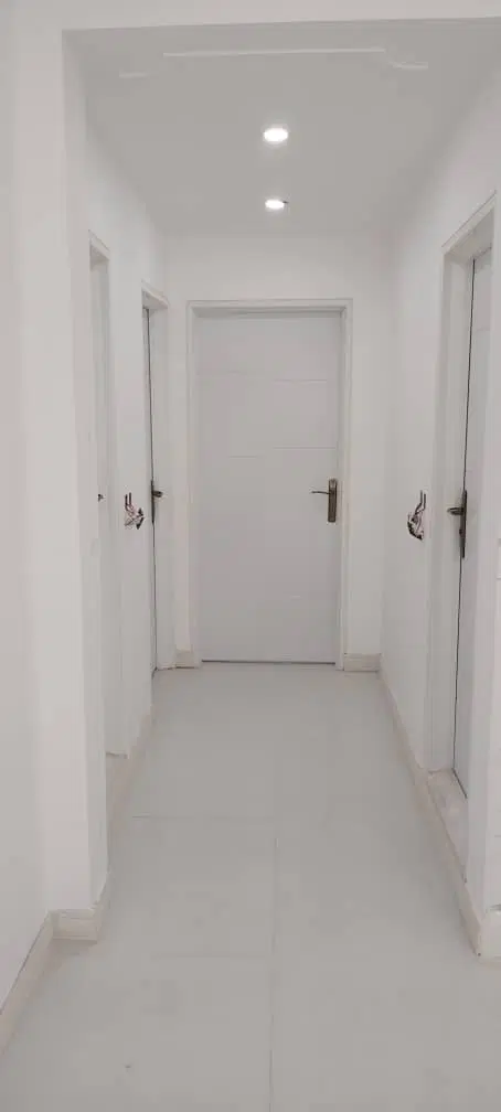 سه طبقه روی پیلوت کلیدنخورده بصورت یکجا