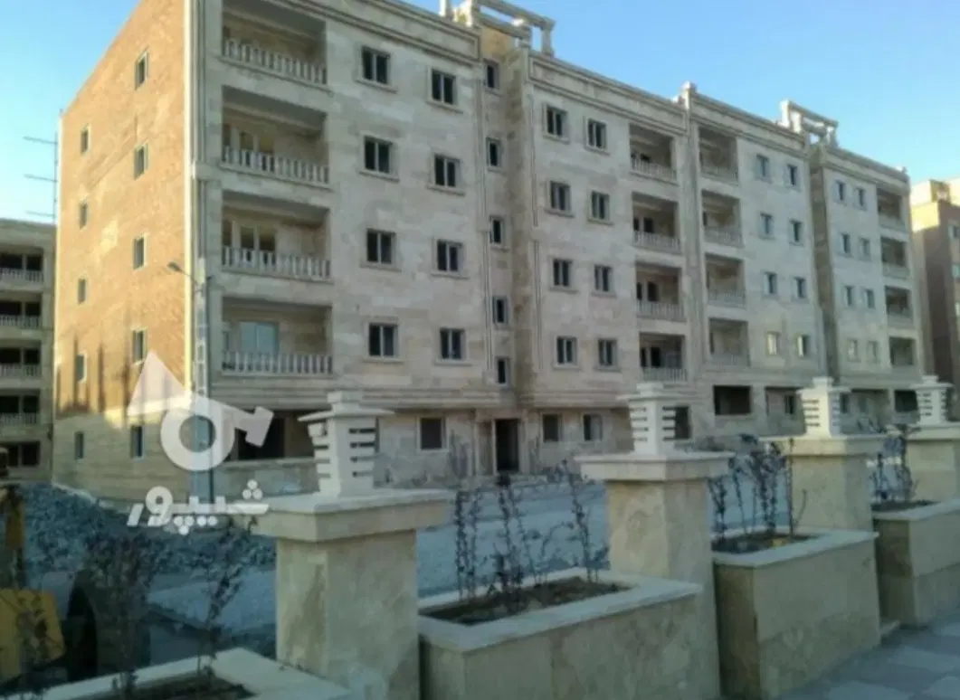 اجاره واحد ۱۱۰ متری برای انبار یا مشاغل همکف