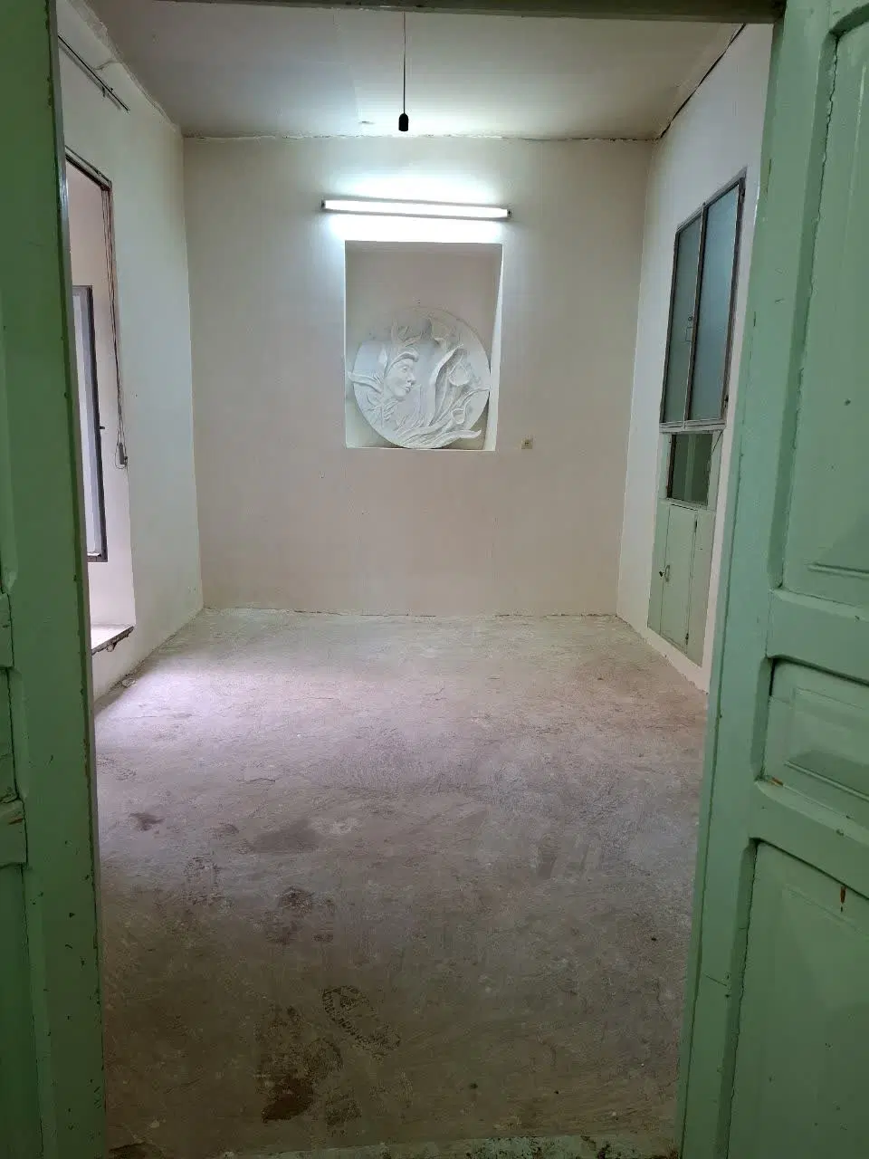 خانه مسکونی  حیاط دار