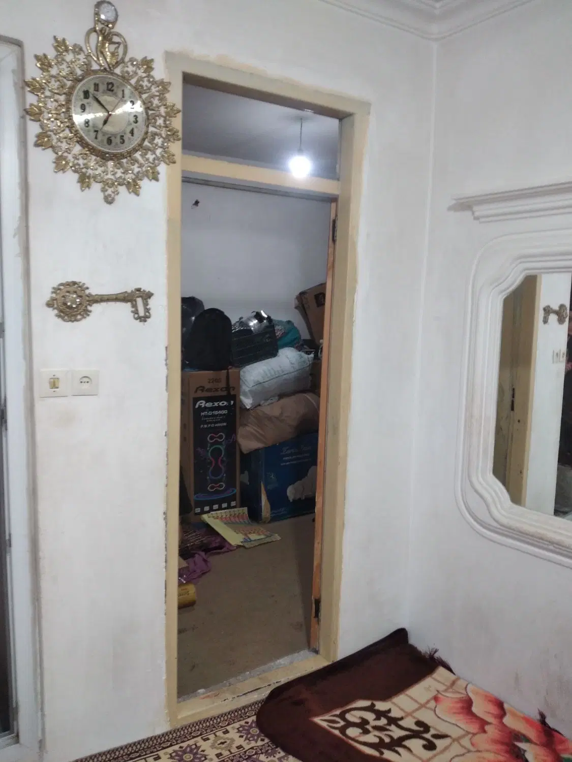 حیاط ۵۰ متری