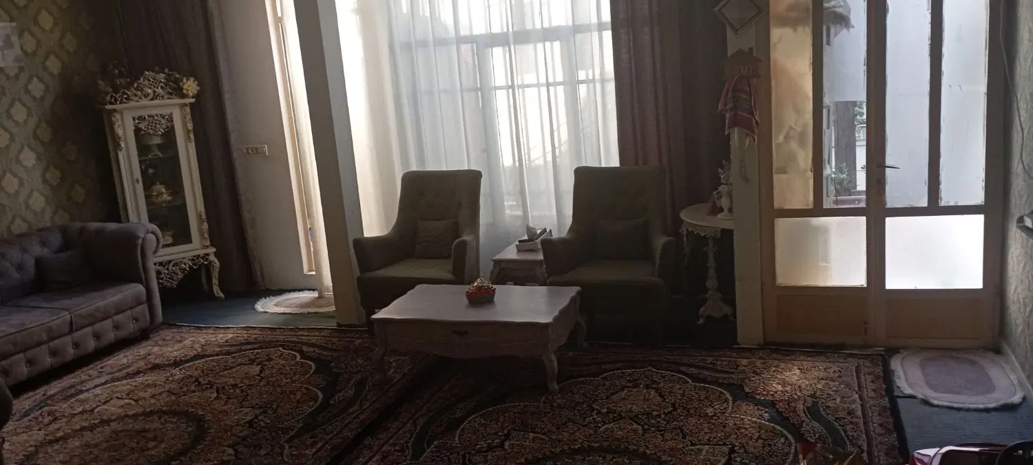 خانه ویلایی دوطبقه کمالشهر