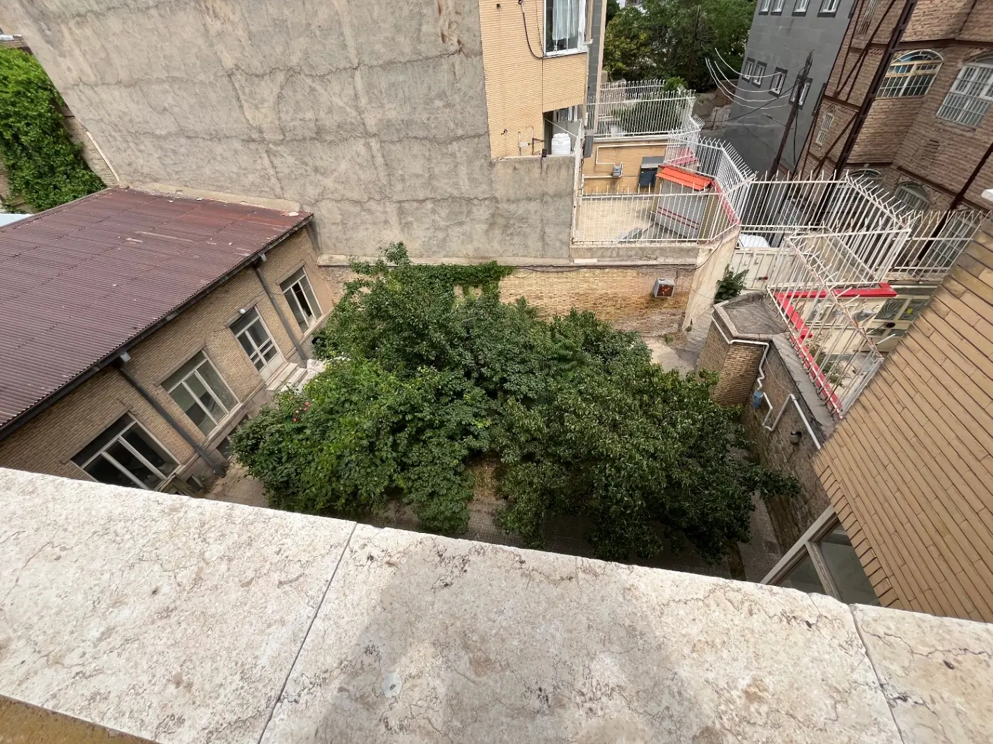 مشارکت ملک کلنگی چهار راه هفده شهریور