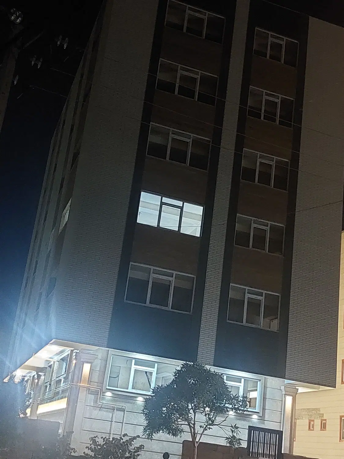 سهندشخصی ساز۸۲متر نوساز
