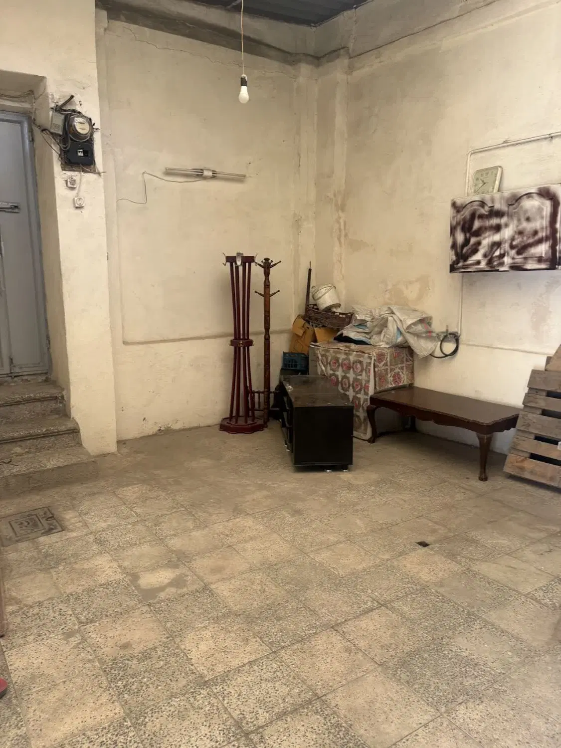 خانه کلنگی ۲۳۶متری دو حیاطه