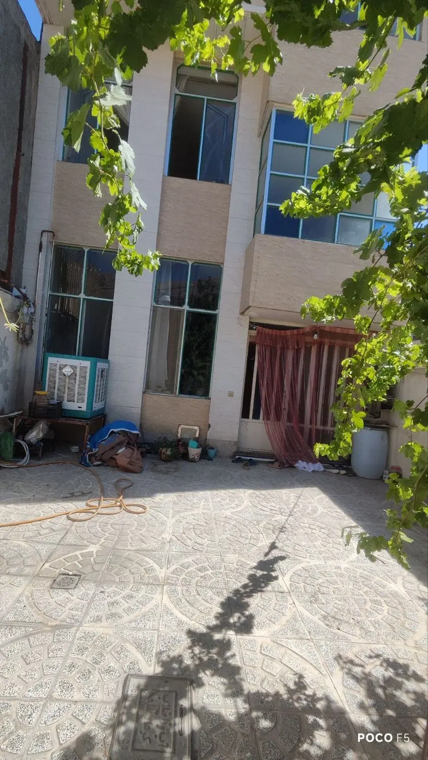 خانه دوطبقه