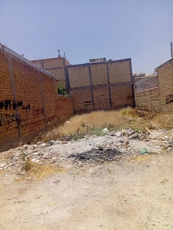 زمین مسکونی