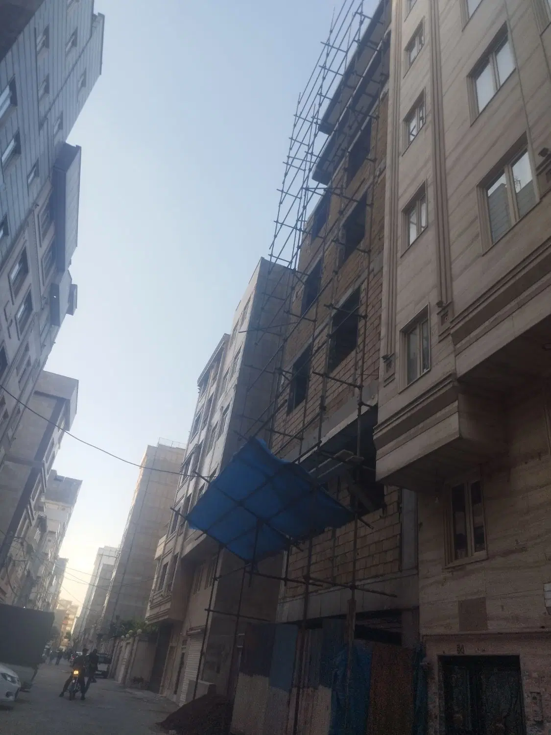 یک باب زیرزمین