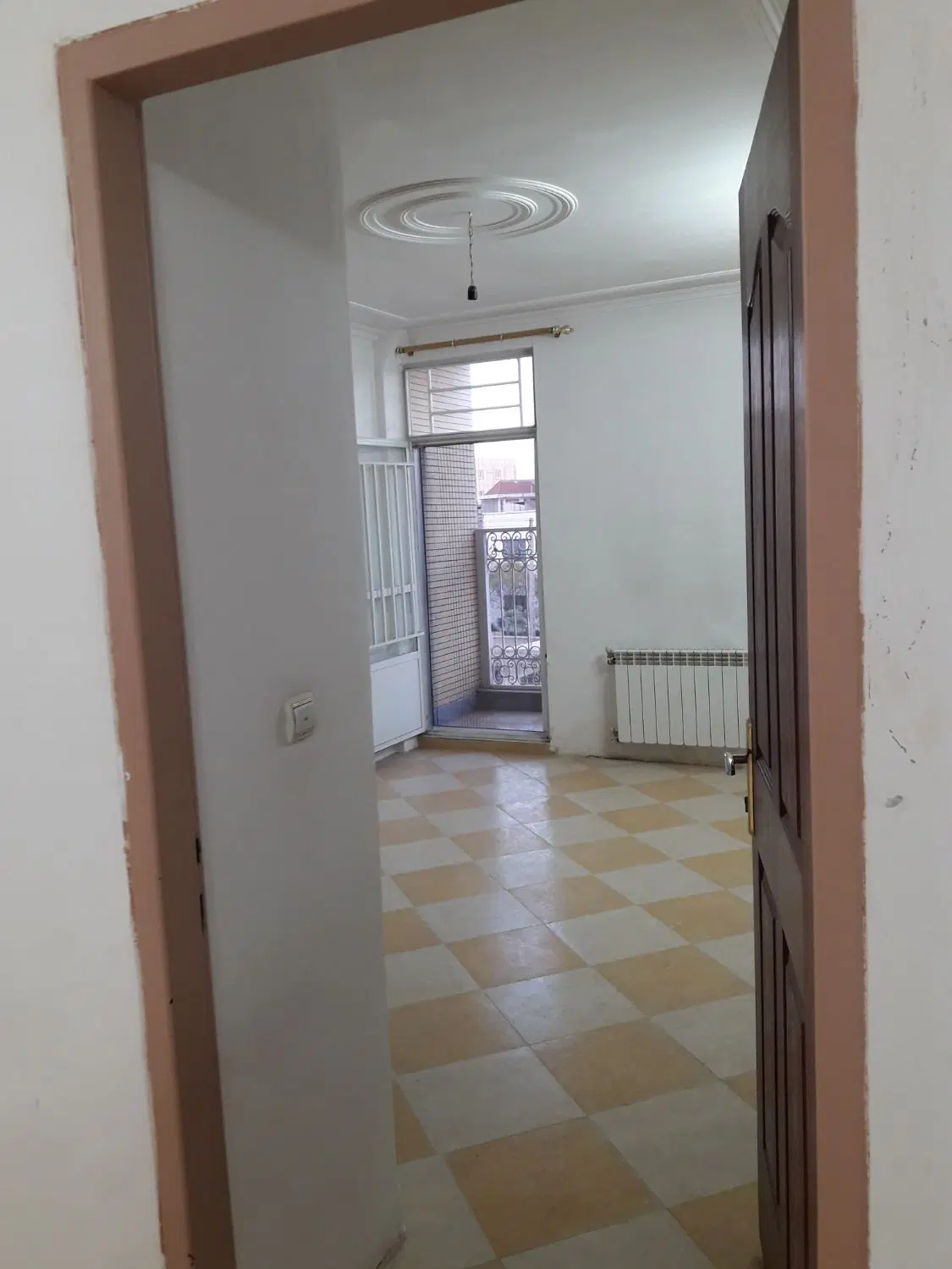 آپارتمان 85 متری پارک نشاط