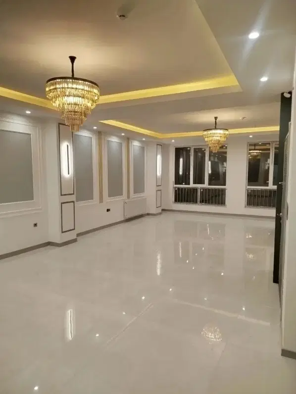 آپارتمان صفر ۹۸ متری فول امکانات سرجلو سنددار