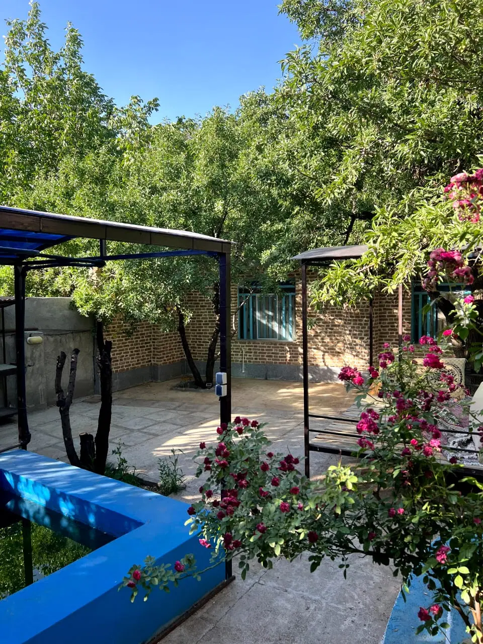 فروش سفرخانه و اقامتگاه بومگردی