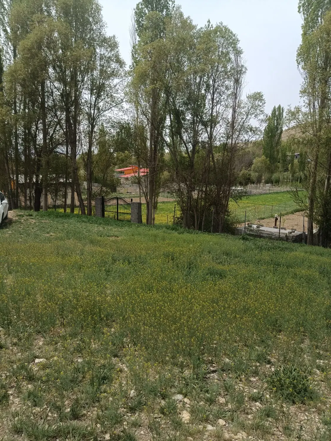 فروش باغچه کوچک با کل انشعابات ناماور