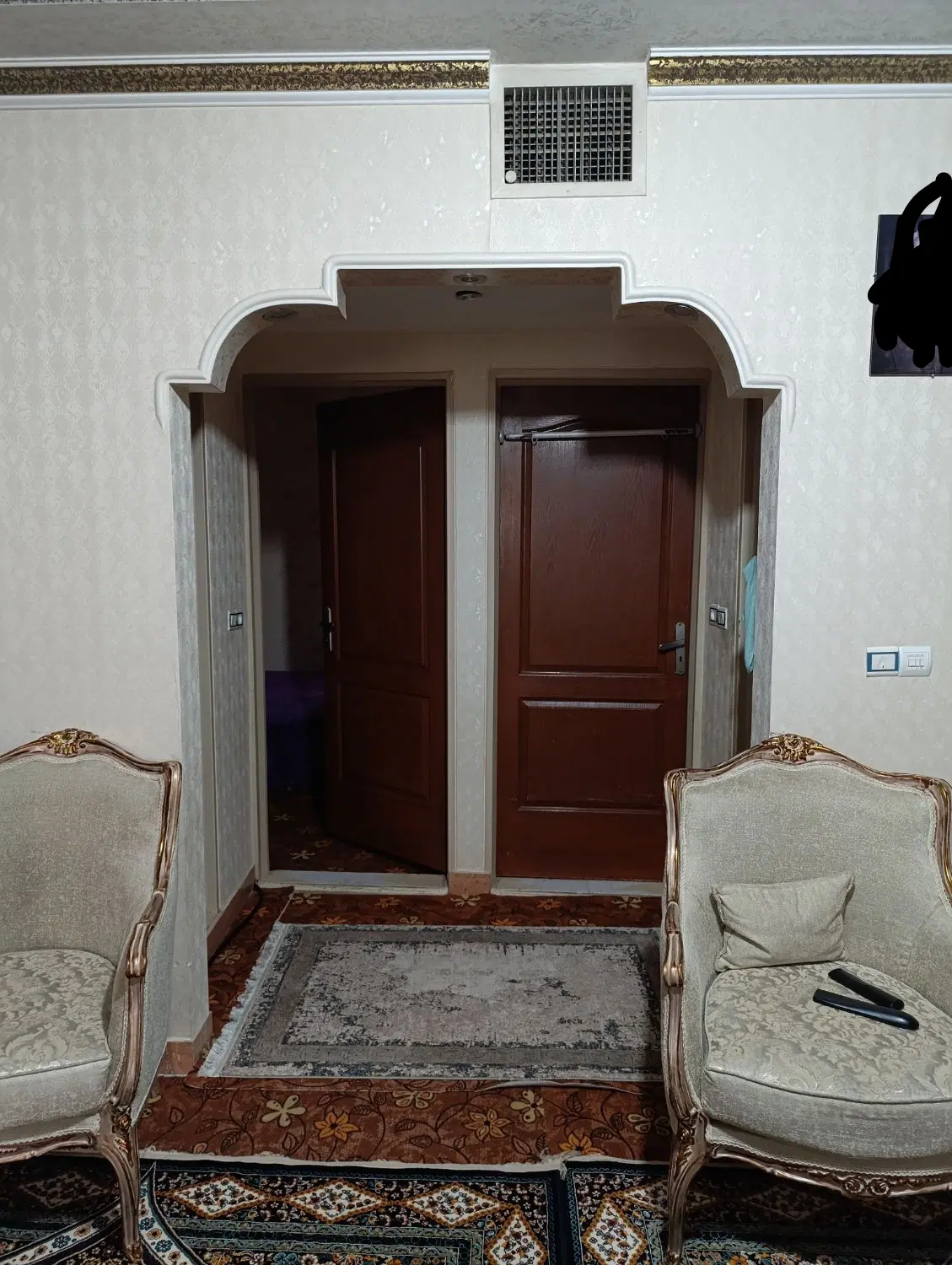 تک واحد،دوخوابه با پارکینگ اختصاصی