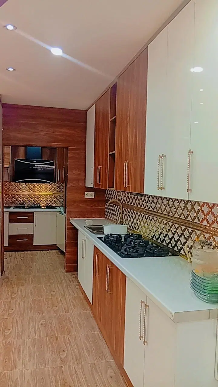 آپارتمان ۲۲۰ متری ۳ خوابه لوکس، منطقه بهمنی،
