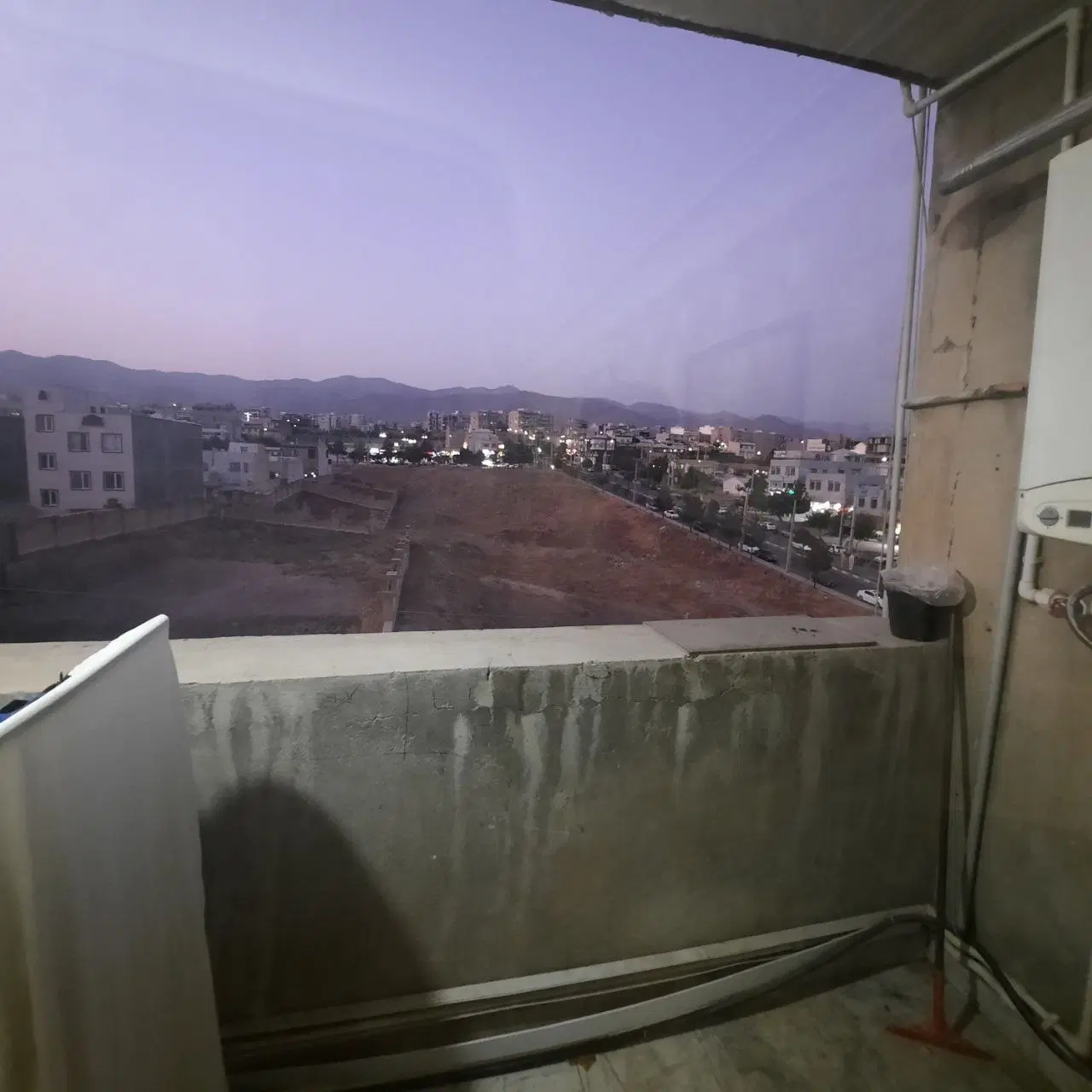 آپارتمان خوش نقشه در بهترین لوکیشن فاز ۲