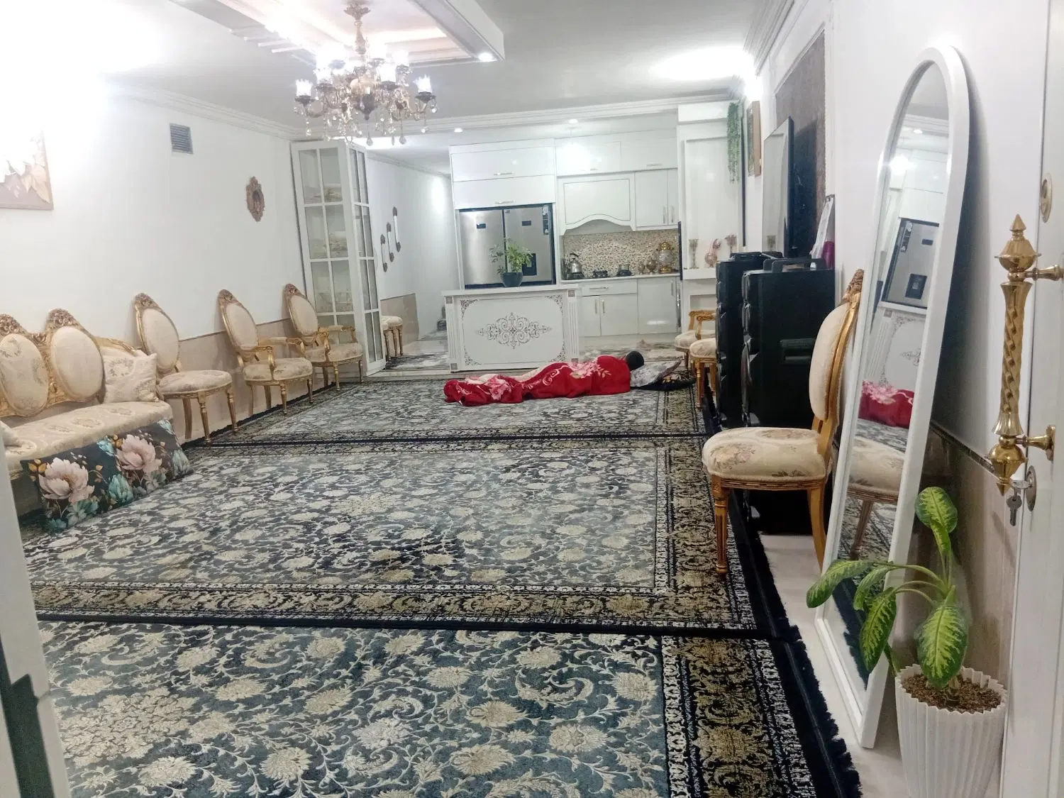 یک خونه دوبلکس در آخر امام خمینی 19 به فروش می‌رسد