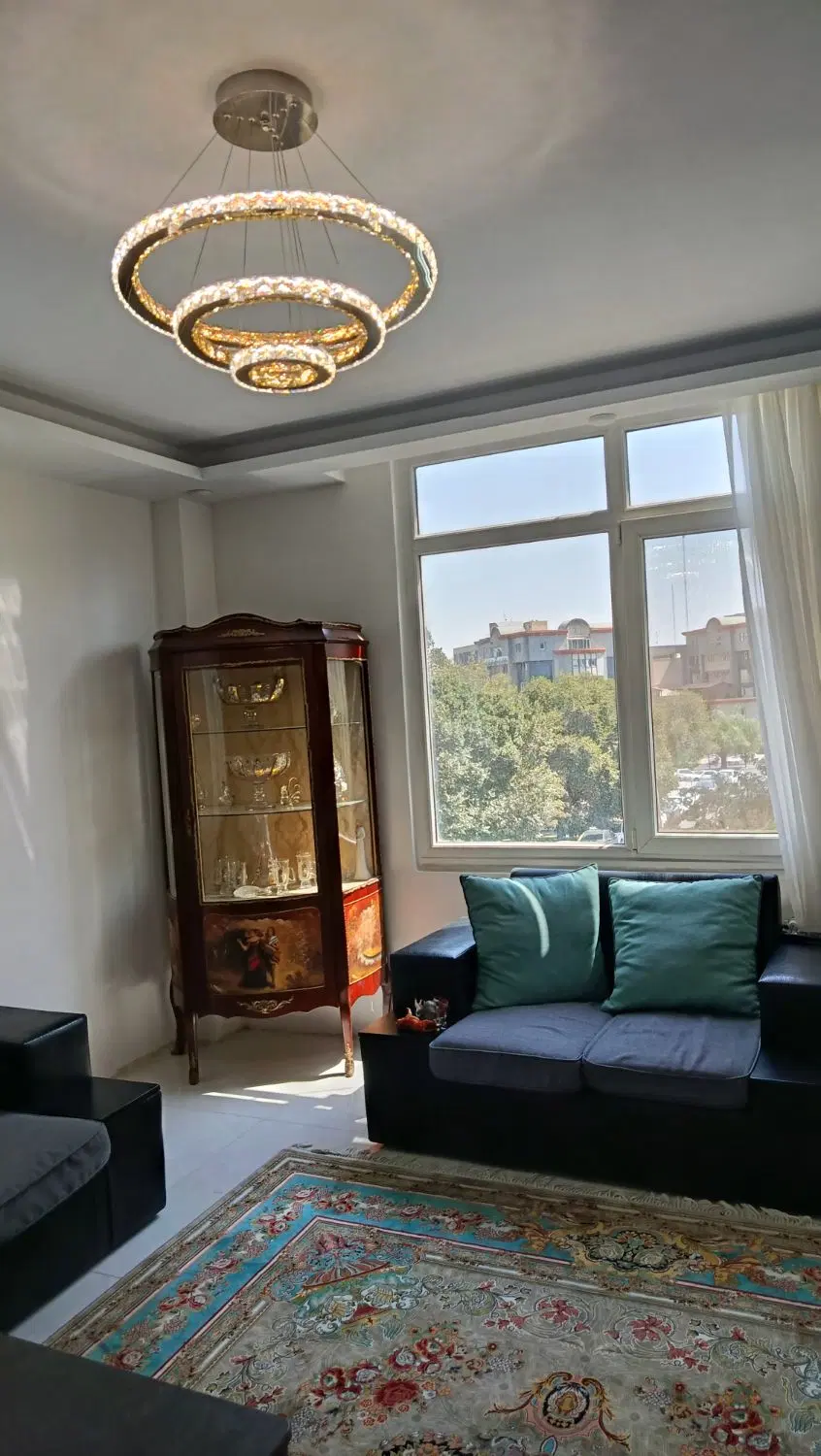 ۷۷ متری که انگار ۹۰ متره بهجت آباد
