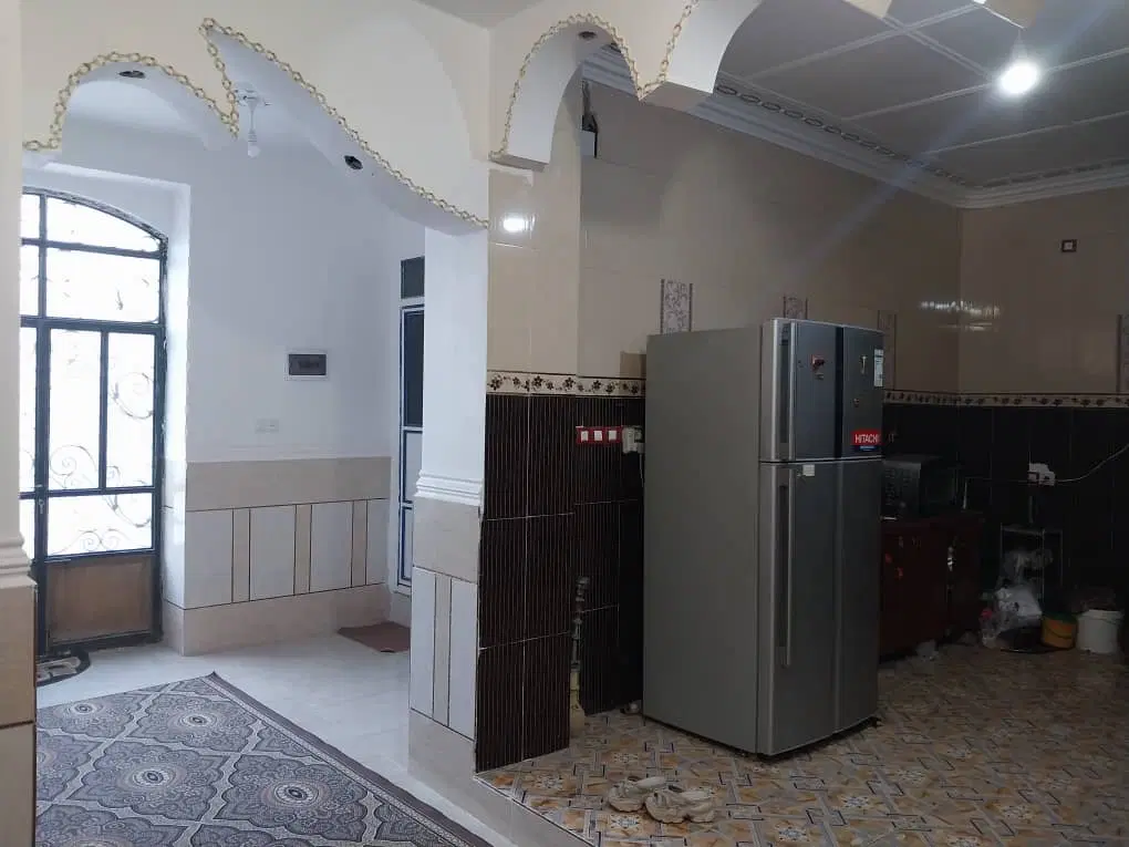 فروش خانه مسکونی.حکمی