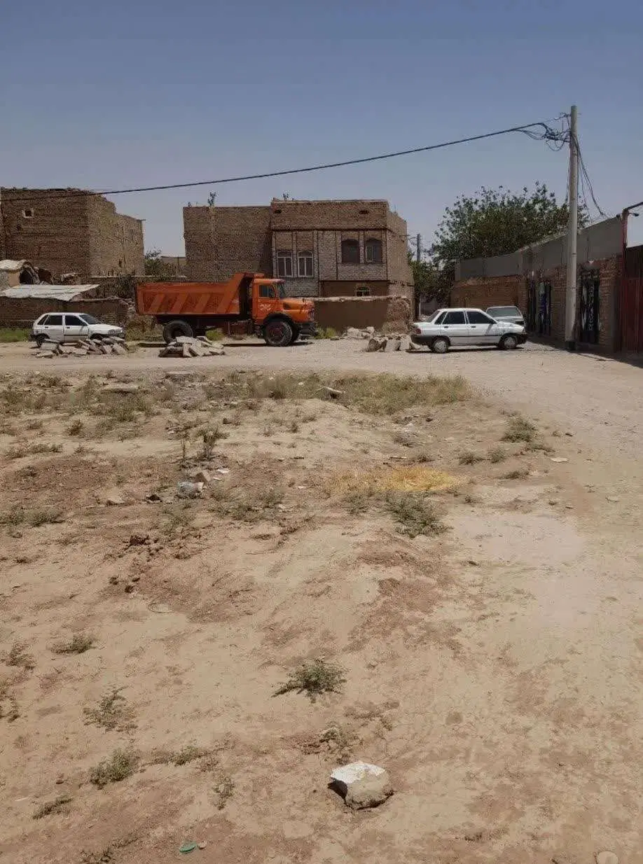زمین مسکونی