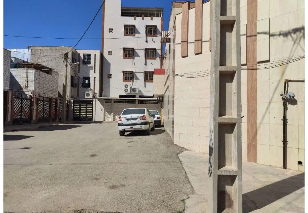همکف ۱۲۰ متری