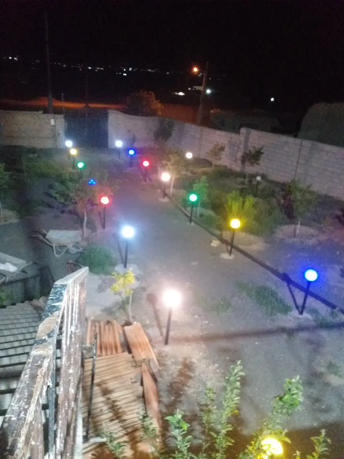 خونه ۶۰۰ متری شیک و دل نشین