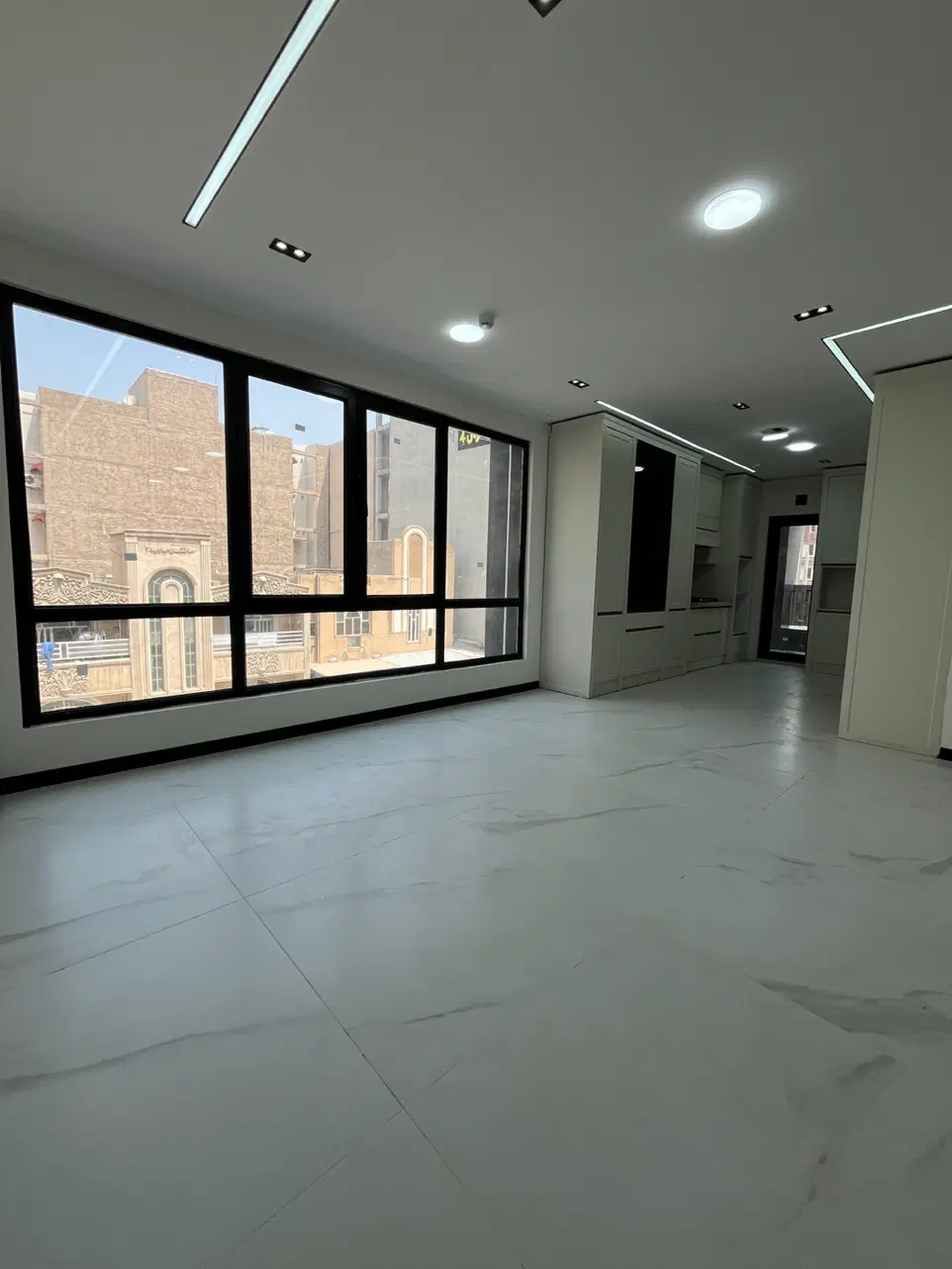 رهن کامل پنت هوس ۱۰۵ متری با ۳۰ متر حیاط کلید اول