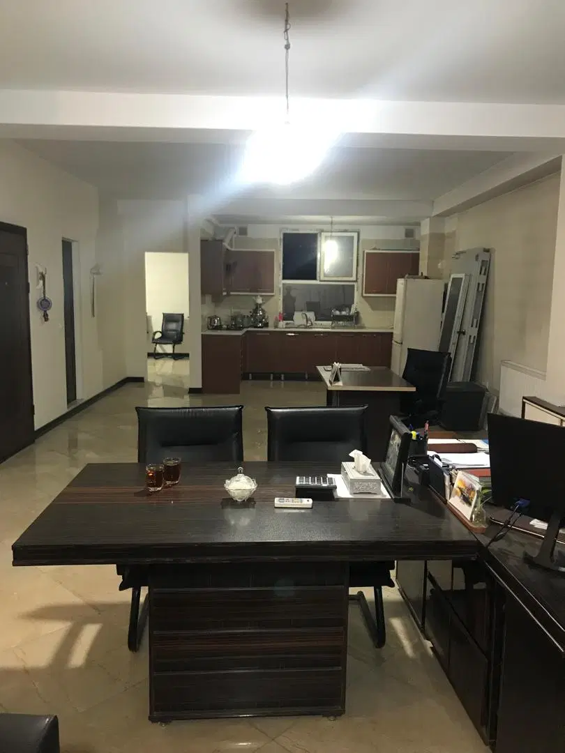 ۱۳۰متر اداری فول امکانات