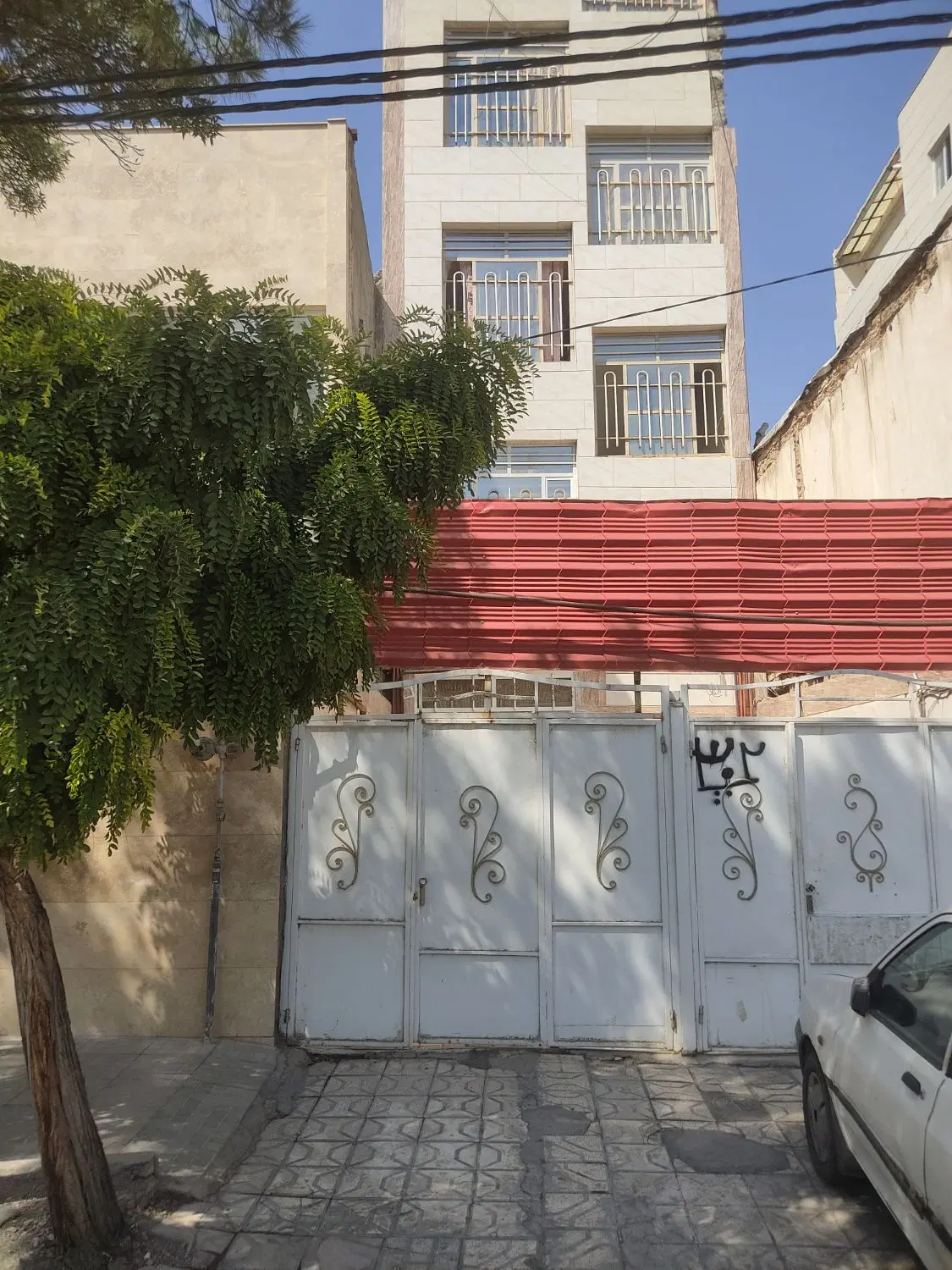 125متری 90زیر بنا
